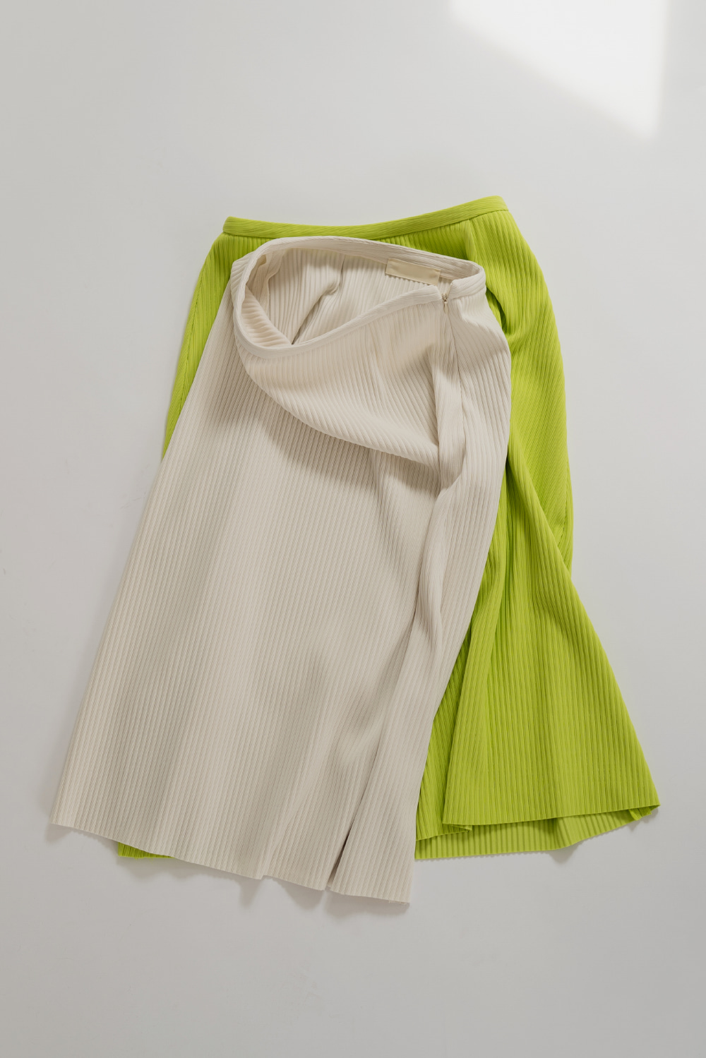 15031_Lightweight Ribbed Skirt