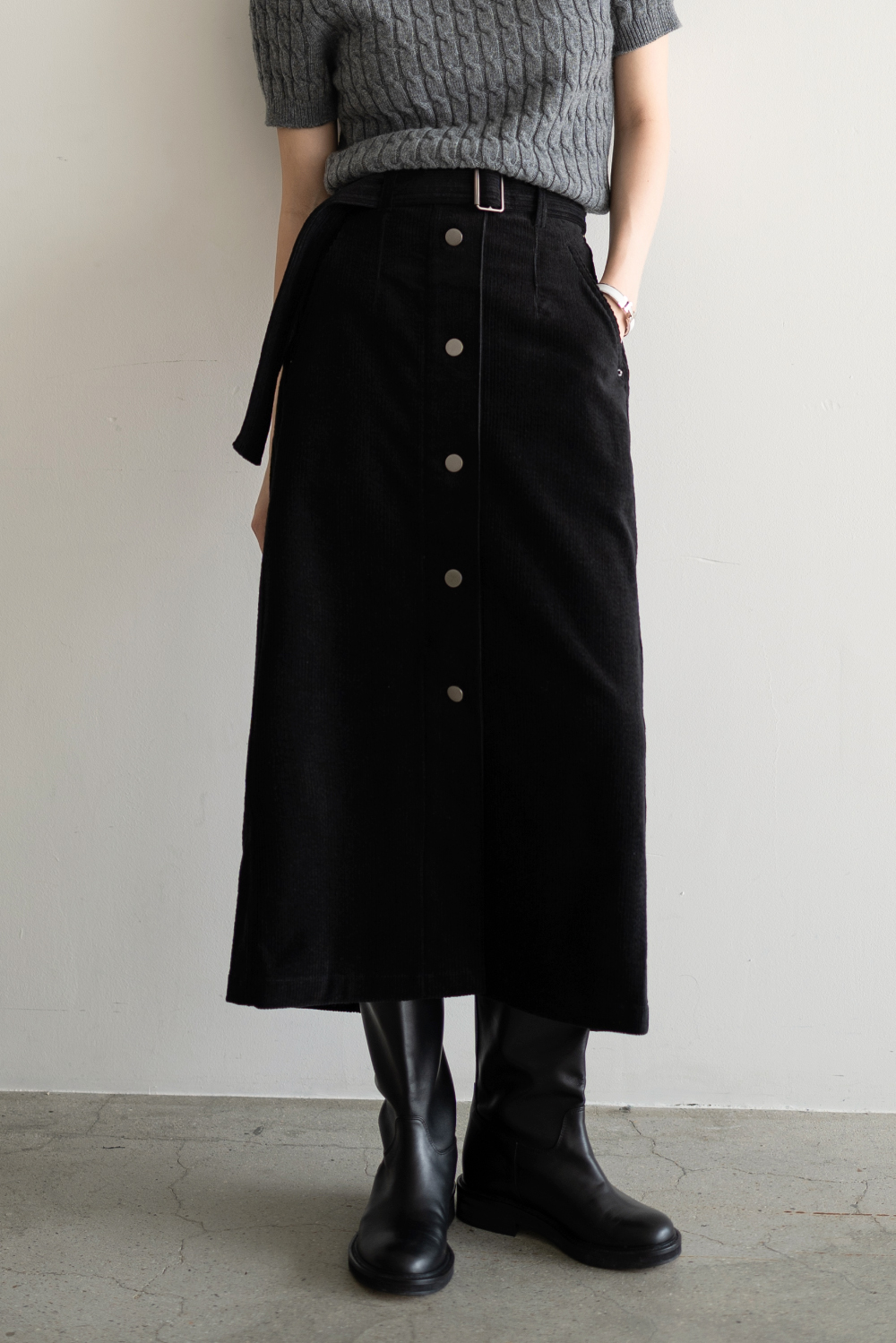 16842_Corduroy Belted Skirt