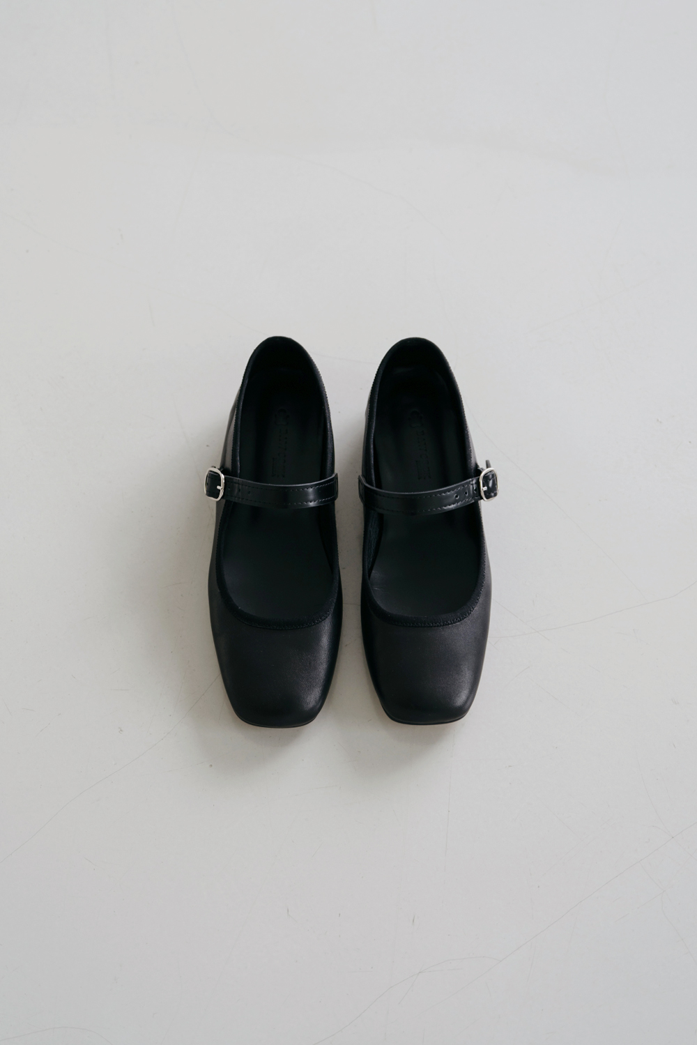 15908_Mary Jane shoes in Leather [ New Season / 10% DC ] 22일 PM 5 마감